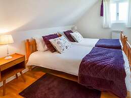 Enticing Holiday Home in Treignes near Forest