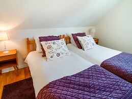 Enticing Holiday Home in Treignes near Forest