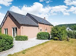 Enticing Holiday Home in Treignes near Forest