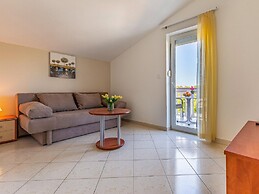 Graceful Apartment in Banjole near Beach Centinera