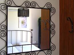 Beautiful, Modern, Luxuriously Villa, Private Swimming Pool 8 p NW Coa