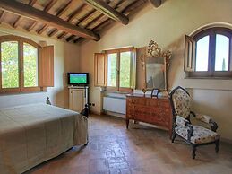 Villa with Private Pool on an Estate near Assisi