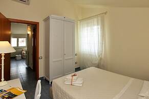 Mansion in Case Alte With Pool & Nature Trails