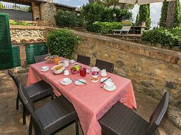 Holiday Home Near Sienna in the Hills, Swimming Pool and Garden