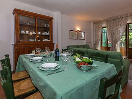 Holiday Home Near Sienna in the Hills, Swimming Pool and Garden