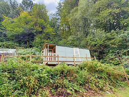 Hill-view Holiday Home With Garden
