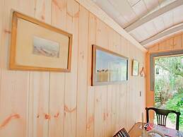 Hill-view Holiday Home With Garden