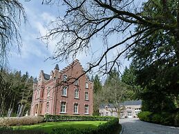 Luxury Home in Gedinne With Bubble Bath and Sauna