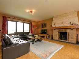 Tenneville Villa With Sauna