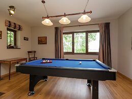 Tenneville Villa With Sauna