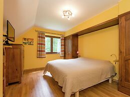 Tenneville Villa With Sauna