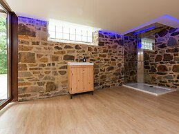 Tenneville Villa With Sauna
