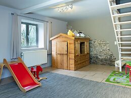 Ardennes Holiday Home With Seasonal Private Pool