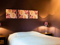 Ardennes Holiday Home With Seasonal Private Pool