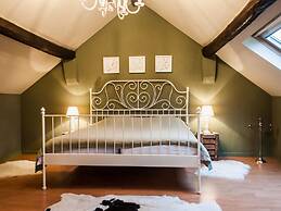 Ardennes Holiday Home With Seasonal Private Pool