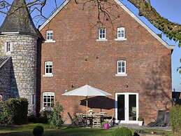 Holiday Home With Sauna in Limbourg