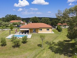 Elegant Villa With Private Pool