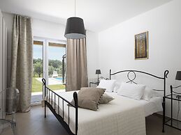 Elegant Villa With Private Pool