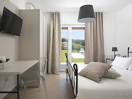 Elegant Villa With Private Pool