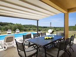 Elegant Villa With Private Pool