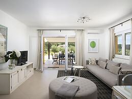 Elegant Villa With Private Pool