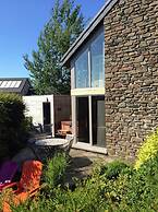 Charming Cottage With Jacuzzi Located Near Nature and ski Slopes