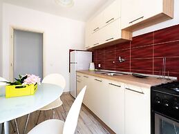 Simplistic Apartment in Rogoznica near Sea Beach