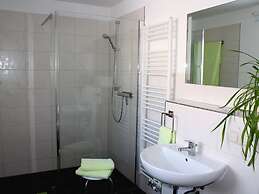 Spacious Apartment in Weissig With Garden