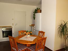 Spacious Apartment in Weissig With Garden