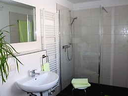 Spacious Apartment in Weissig With Garden