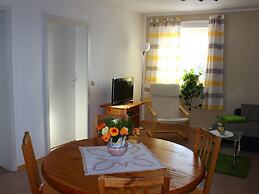 Spacious Apartment in Weissig With Garden