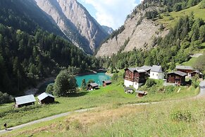 Chalet in Binn Near Forest & Scenic Valley