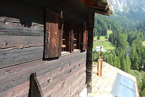 Chalet in Binn Near Forest & Scenic Valley