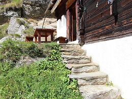 Chalet in Binntal-langtal With Garden