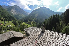 Chalet in Binn Near Forest & Scenic Valley