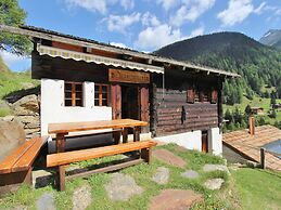 Chalet in Binntal-langtal With Garden