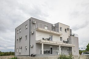 Lovely Apartment in Novalja near Sea Beach