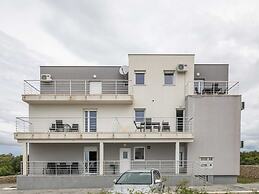 Lovely Apartment in Novalja near Sea Beach