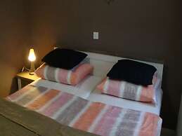 Lovely Apartment in Novalja near Sea Beach