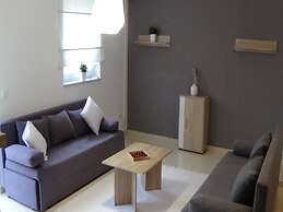 Lovely Apartment in Novalja near Sea Beach