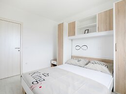 Contemporary Apartment in Novalja With Barbecue