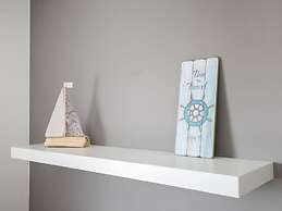 Contemporary Apartment in Novalja With Barbecue