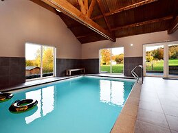 Villa in Durbuy With Swimming Pool