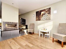 Villa in Durbuy With Swimming Pool