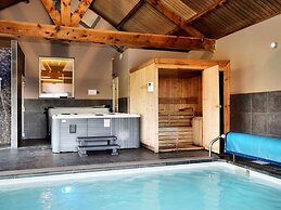 Villa in Durbuy With Swimming Pool