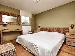 Villa in Durbuy With Swimming Pool