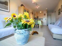 Simplistic Apartment in Blankenberghe near Belgium Pier