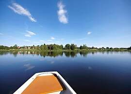 Appealing Apartment With Balcony