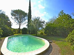 Villa with Private Swimming Pool in Hills near Cortona
