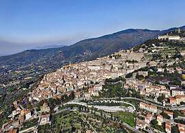 Villa with Private Swimming Pool in Hills near Cortona